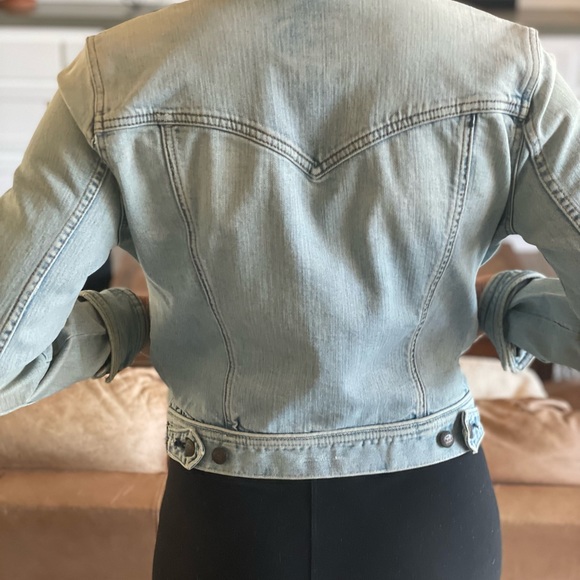 Abercrombie and Fitch Demin Jacket - Picture 4 of 8